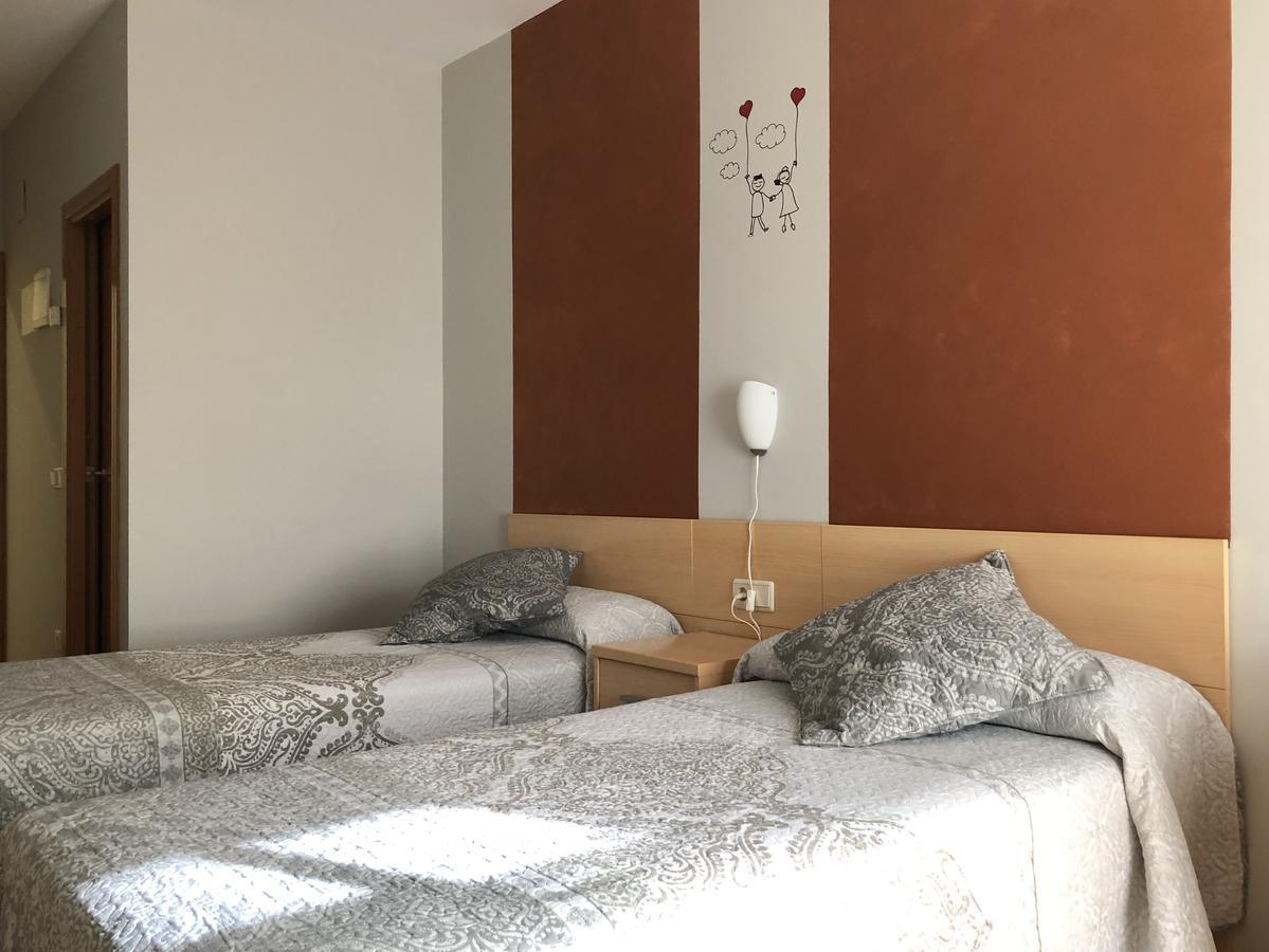Hotel Vinas 17 เตรูเอล ภายนอก รูปภาพ
